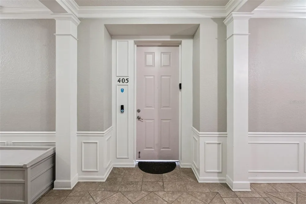 4840 CAYVIEW AVENUE #405 Orlando, FL 32819