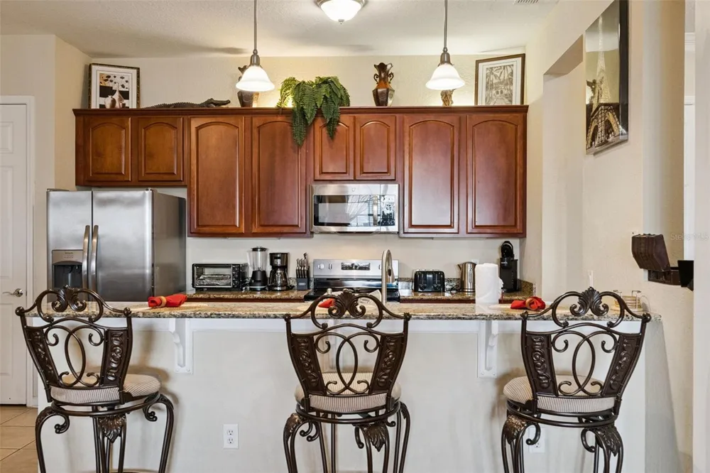 4840 CAYVIEW AVENUE #405 Orlando, FL 32819
