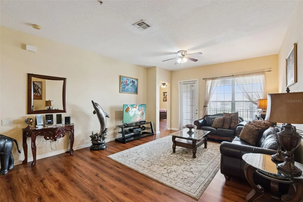 4840 CAYVIEW AVENUE #405 Orlando, FL 32819