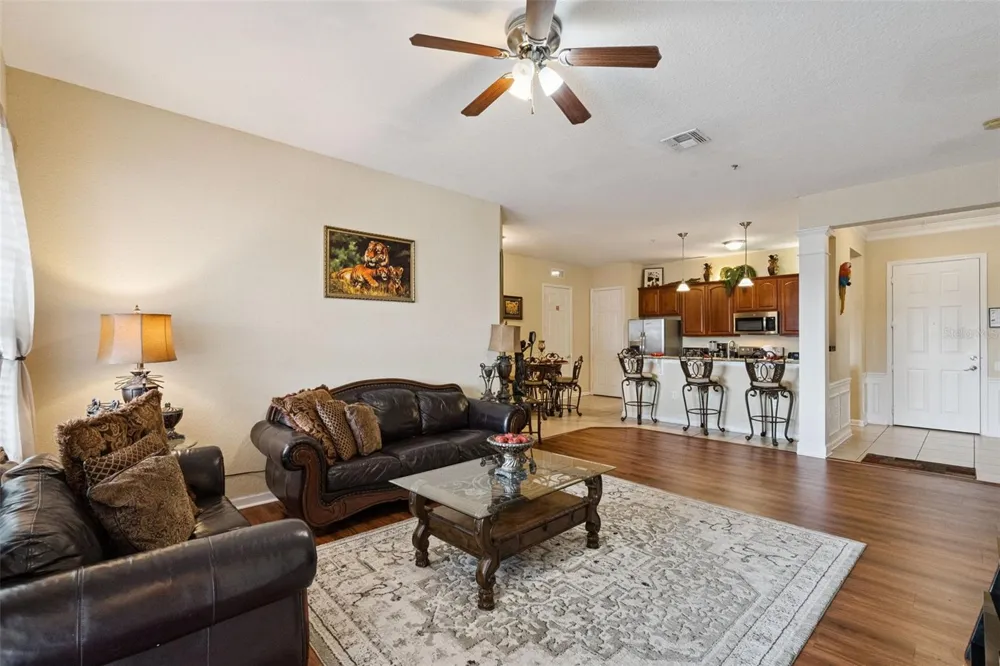 4840 CAYVIEW AVENUE #405 Orlando, FL 32819