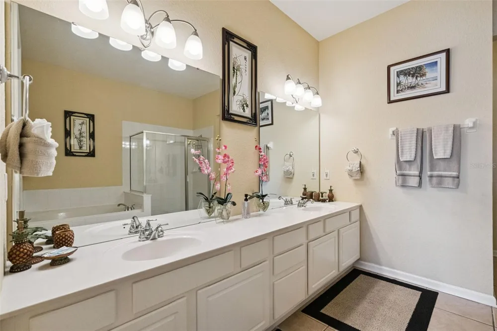 4840 CAYVIEW AVENUE #405 Orlando, FL 32819