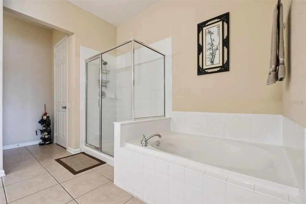 4840 CAYVIEW AVENUE #405 Orlando, FL 32819