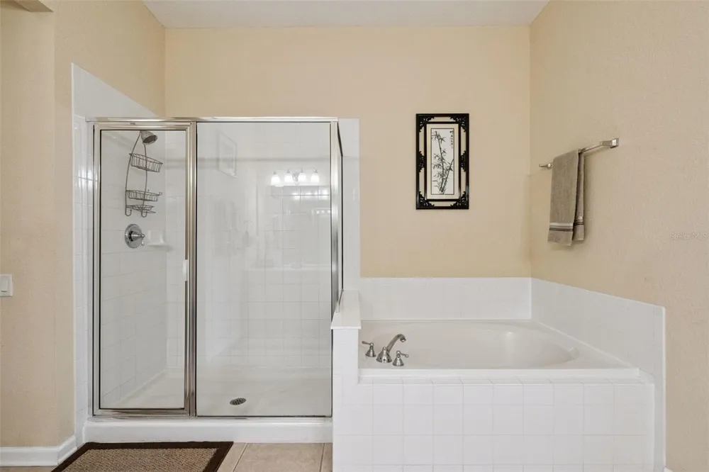 4840 CAYVIEW AVENUE #405 Orlando, FL 32819