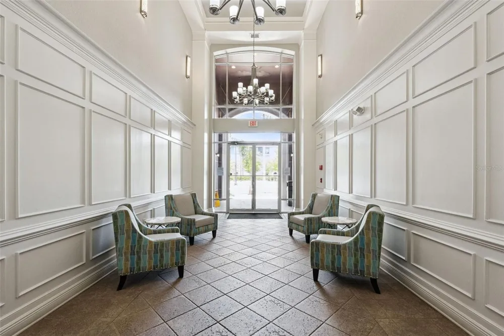 4840 CAYVIEW AVENUE #405 Orlando, FL 32819