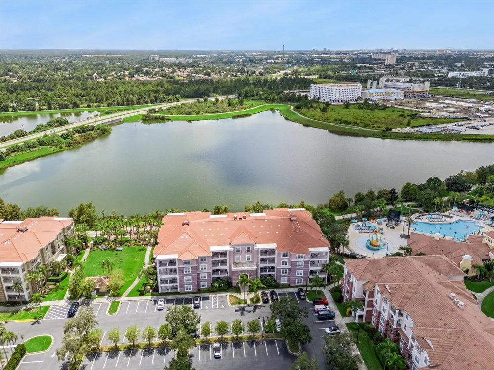 4840 CAYVIEW AVENUE #405 Orlando, FL 32819