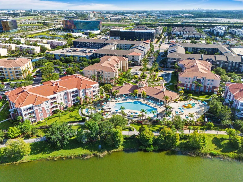 4840 CAYVIEW AVENUE #405 Orlando, FL 32819
