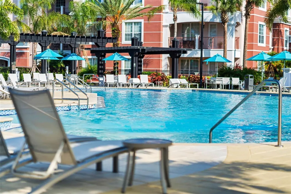 4840 CAYVIEW AVENUE #405 Orlando, FL 32819