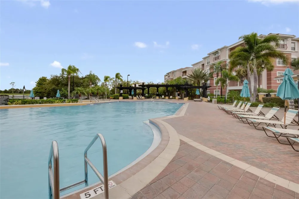 4840 CAYVIEW AVENUE #405 Orlando, FL 32819