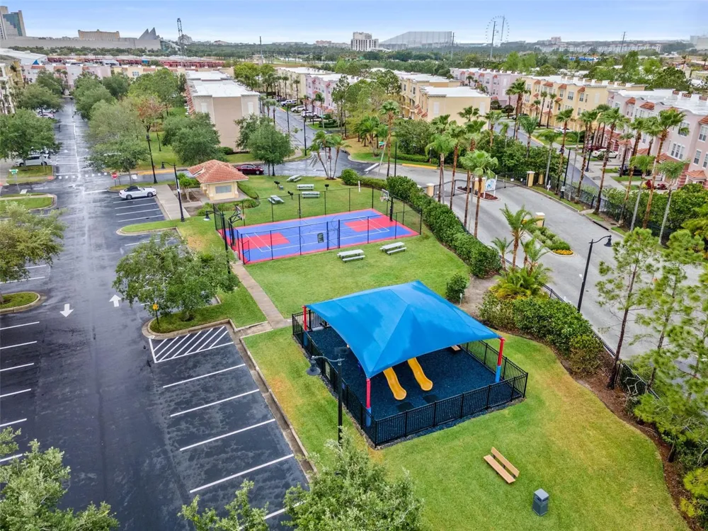 4840 CAYVIEW AVENUE #405 Orlando, FL 32819