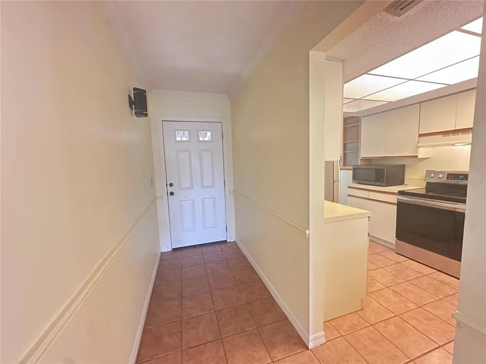6221 TIMBER LAKE DRIVE #C1 Sarasota, FL 34243