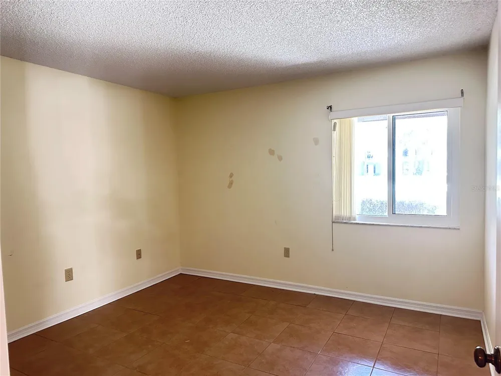 6221 TIMBER LAKE DRIVE #C1 Sarasota, FL 34243