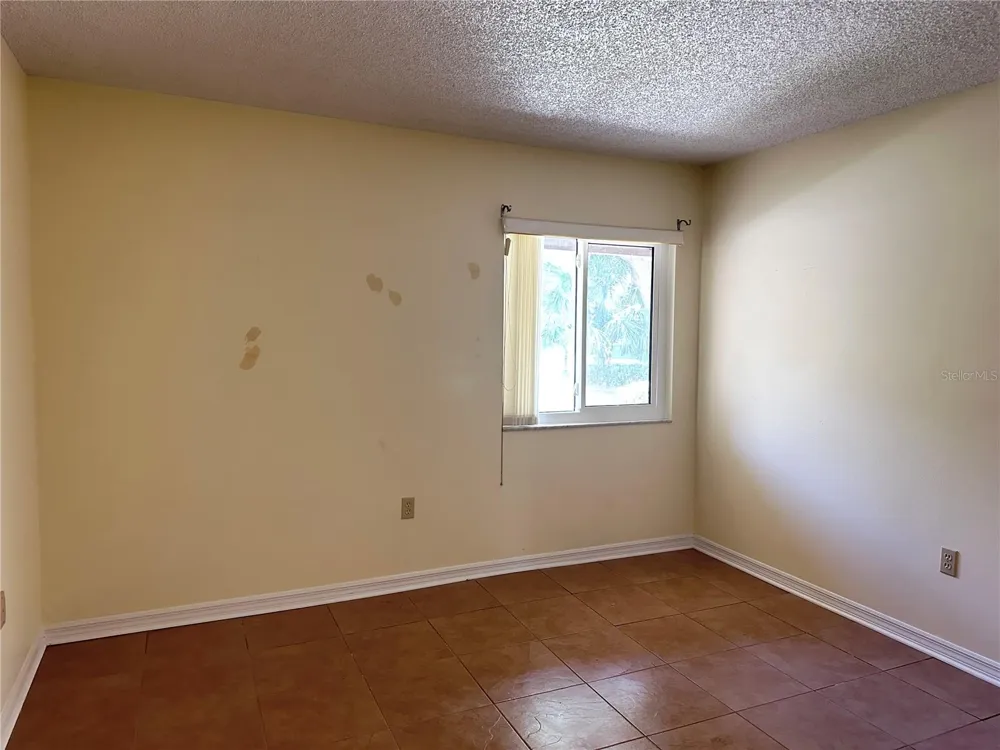6221 TIMBER LAKE DRIVE #C1 Sarasota, FL 34243