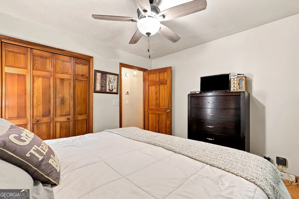 19 Blackberry Falls LN Ellijay, GA 30536