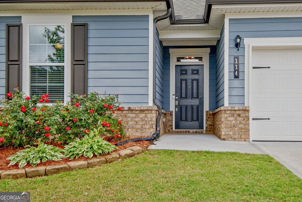 114 Vivian LN Peachtree City, GA 30269