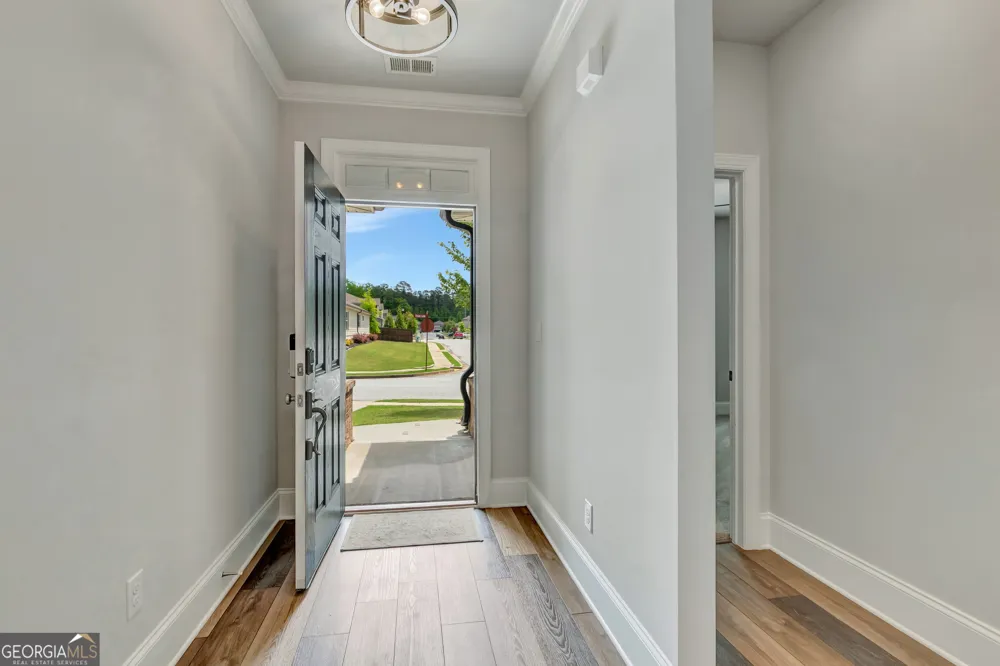 114 Vivian LN Peachtree City, GA 30269