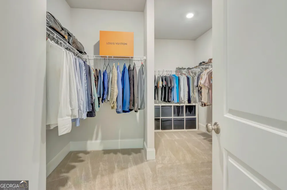114 Vivian LN Peachtree City, GA 30269