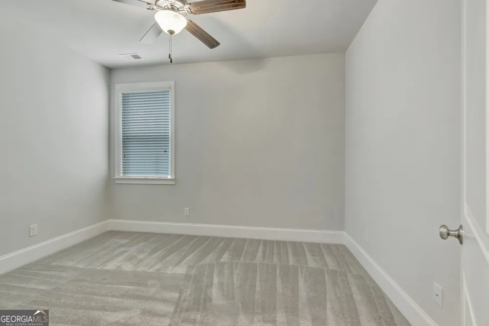 114 Vivian LN Peachtree City, GA 30269