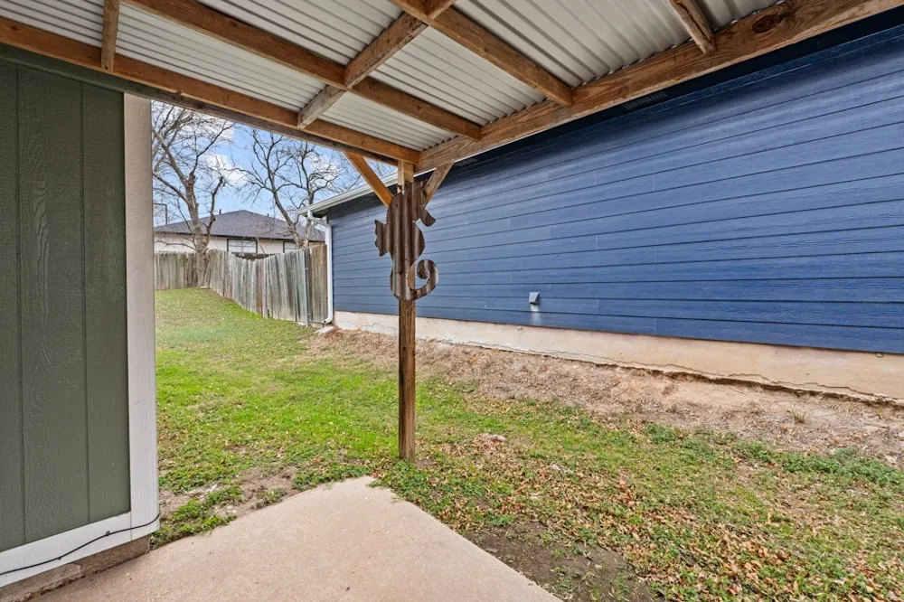 1809 Golden Pheasant Drive Austin, TX 78758