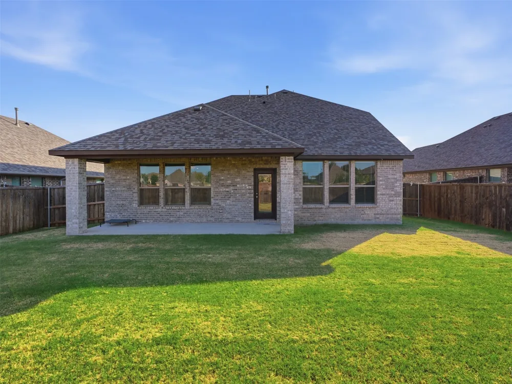 1128 Red Hawk Lane Forney, TX 75126