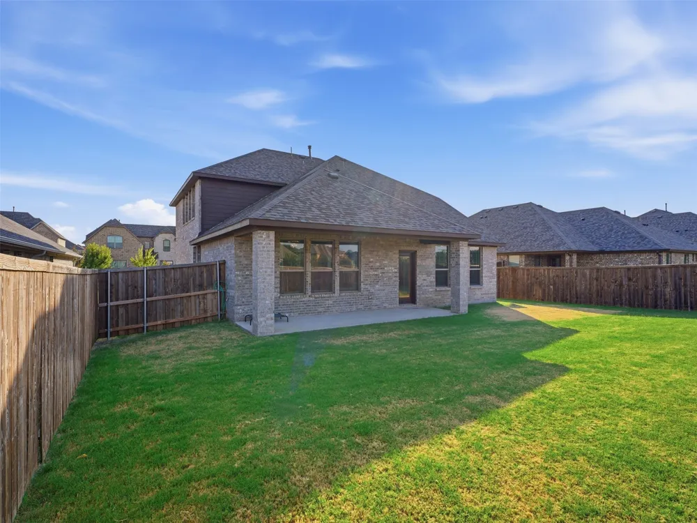 1128 Red Hawk Lane Forney, TX 75126