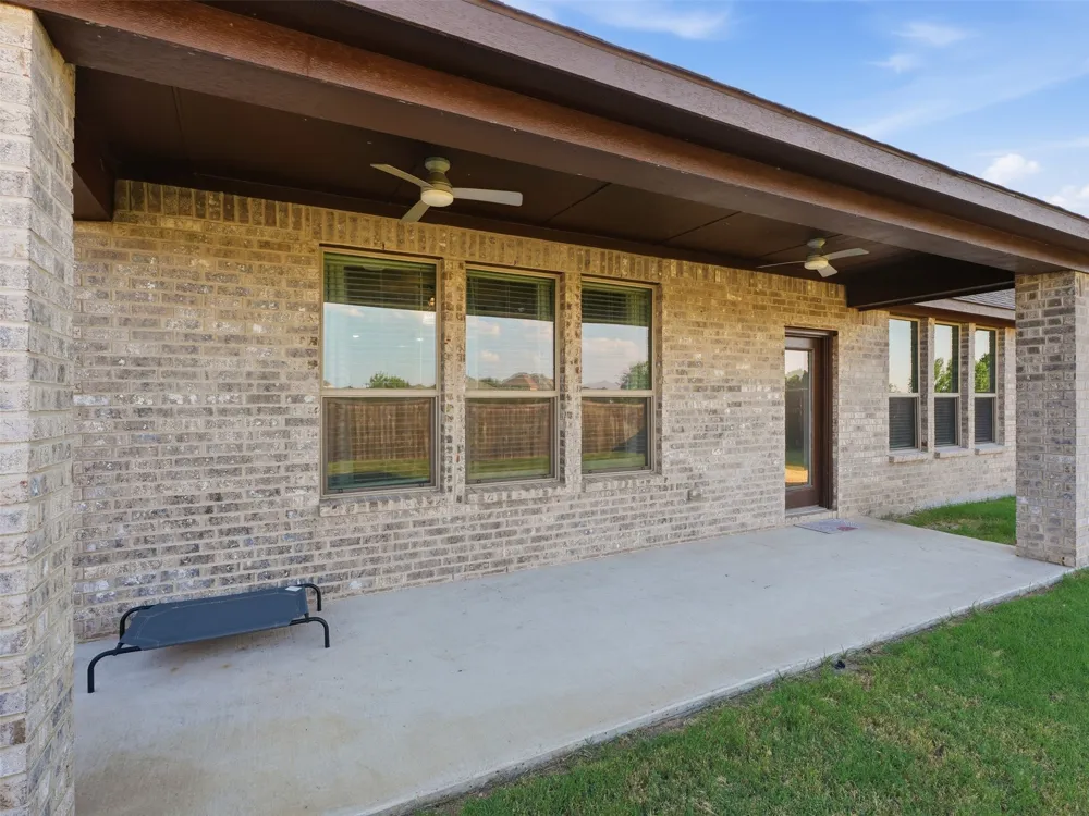 1128 Red Hawk Lane Forney, TX 75126