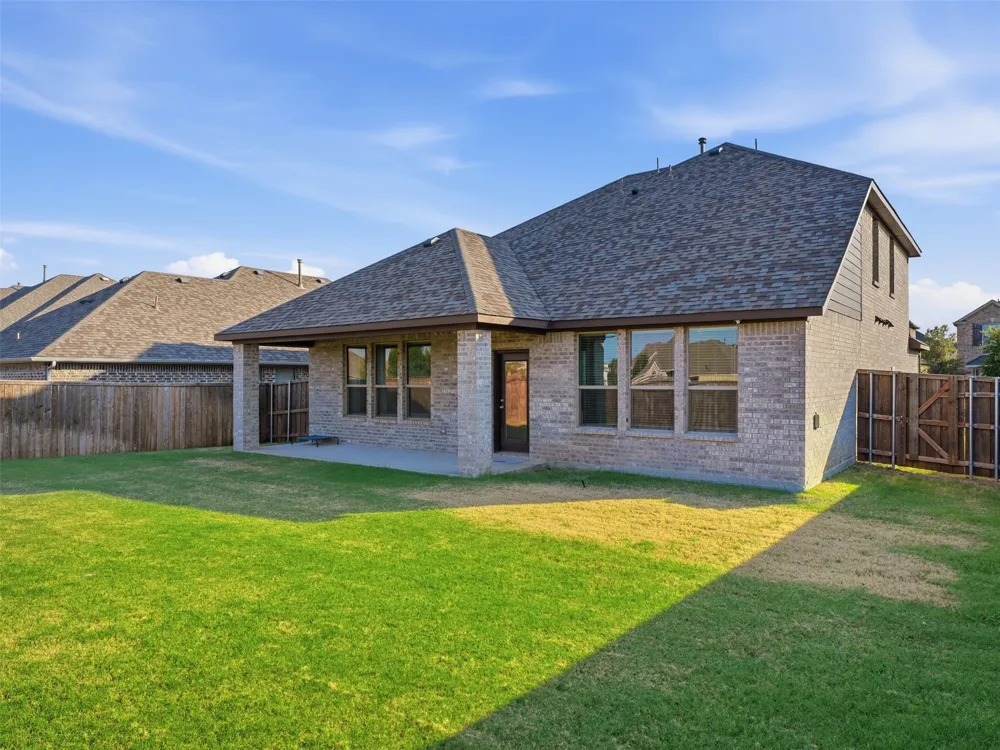 1128 Red Hawk Lane Forney, TX 75126