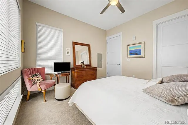 4885 S Monaco Street #201 Denver, CO 80237