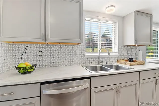 4108 S Andes Way Aurora, CO 80013