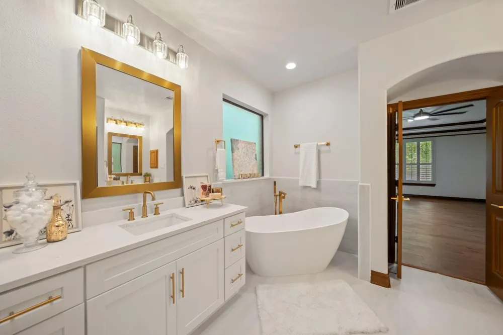 10332 Hunter Creek Lane Conroe, TX 77304