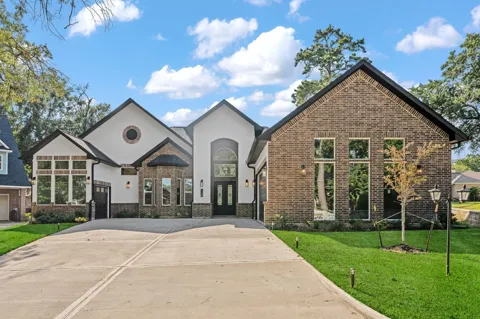 243 Teewood Court