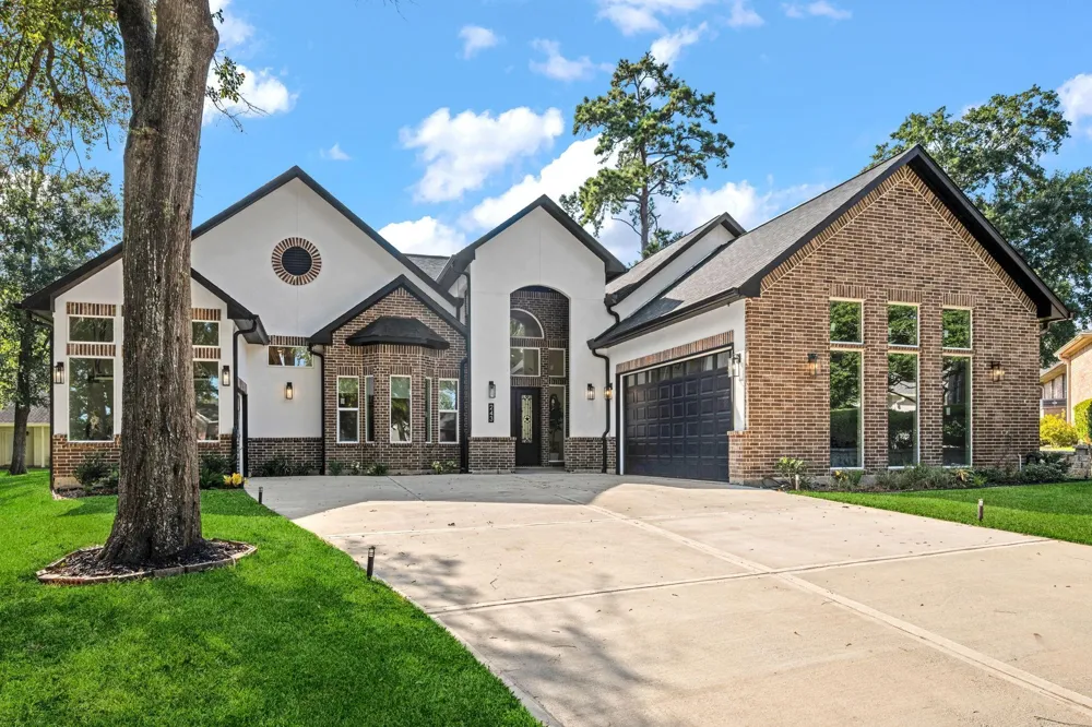 243 Teewood Court Montgomery, TX 77356