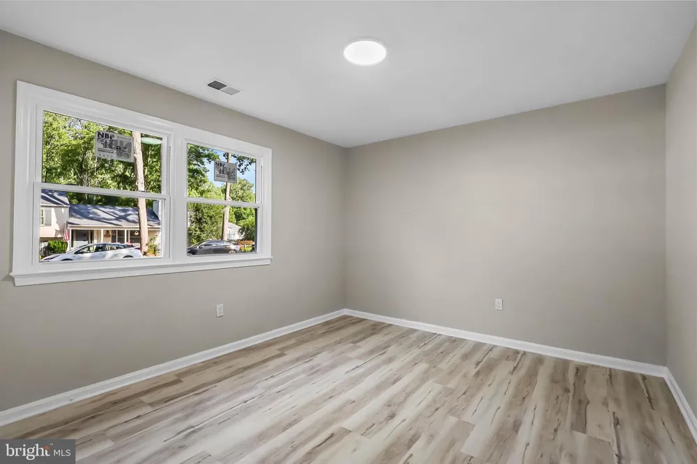 4223 AVON DRIVE Montclair, VA 22025
