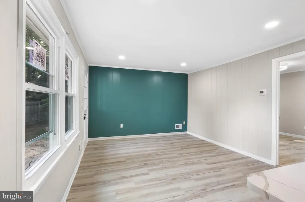 4223 AVON DRIVE Montclair, VA 22025