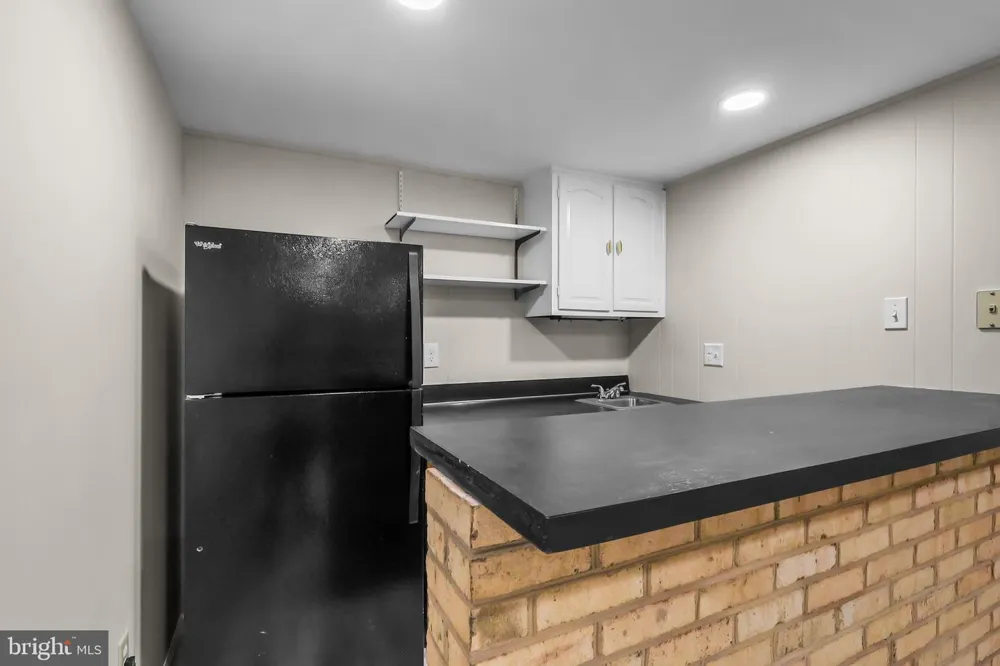 4223 AVON DRIVE Montclair, VA 22025