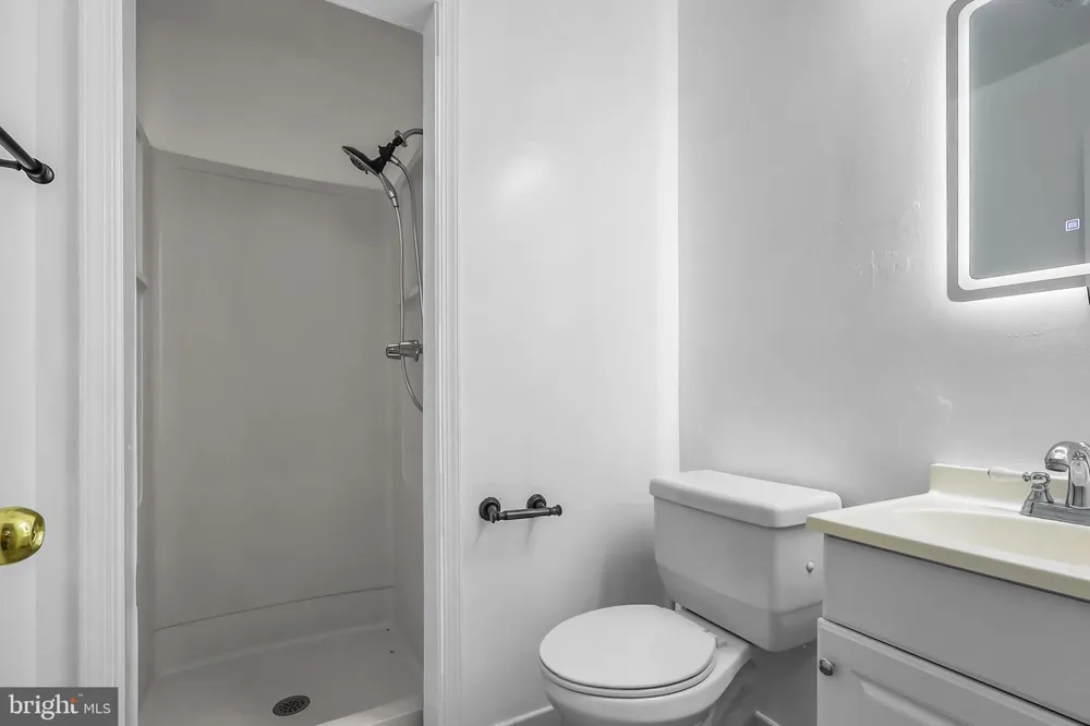4223 AVON DRIVE Montclair, VA 22025