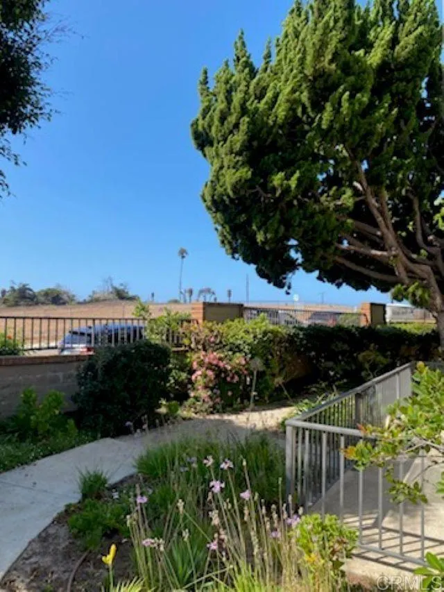 834 S Sierra Avenue Solana Beach, CA 92075
