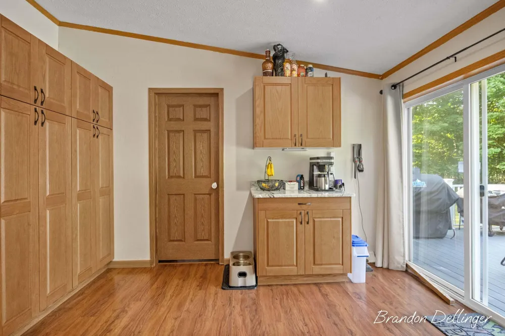 6467 S Croton Hardy Drive S Newaygo, MI 49337