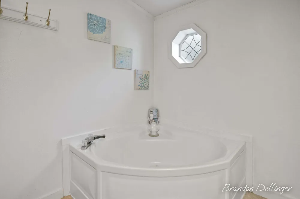 6467 S Croton Hardy Drive S Newaygo, MI 49337