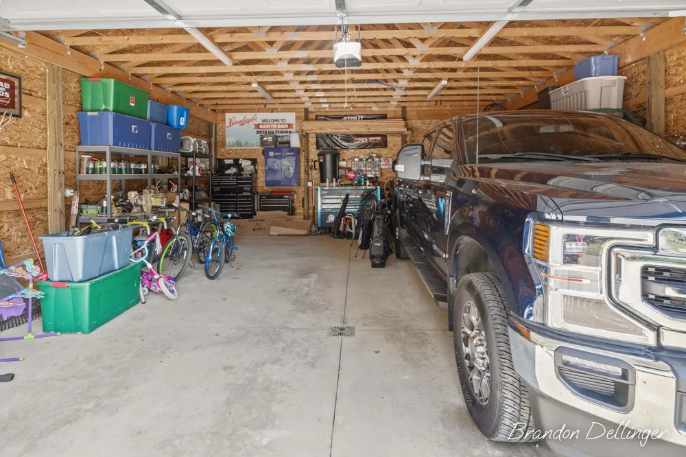 6467 S Croton Hardy Drive S Newaygo, MI 49337