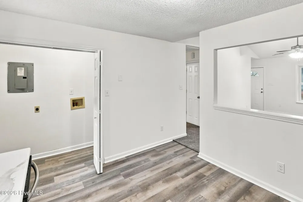 125 Live Oak Court Midway Park, NC 28544