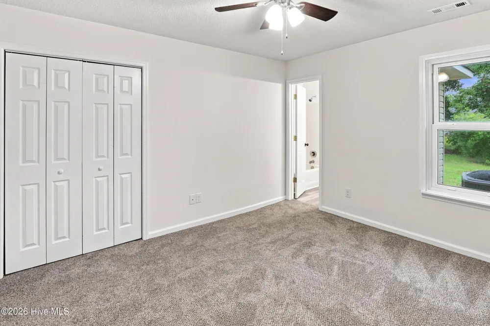 125 Live Oak Court Midway Park, NC 28544