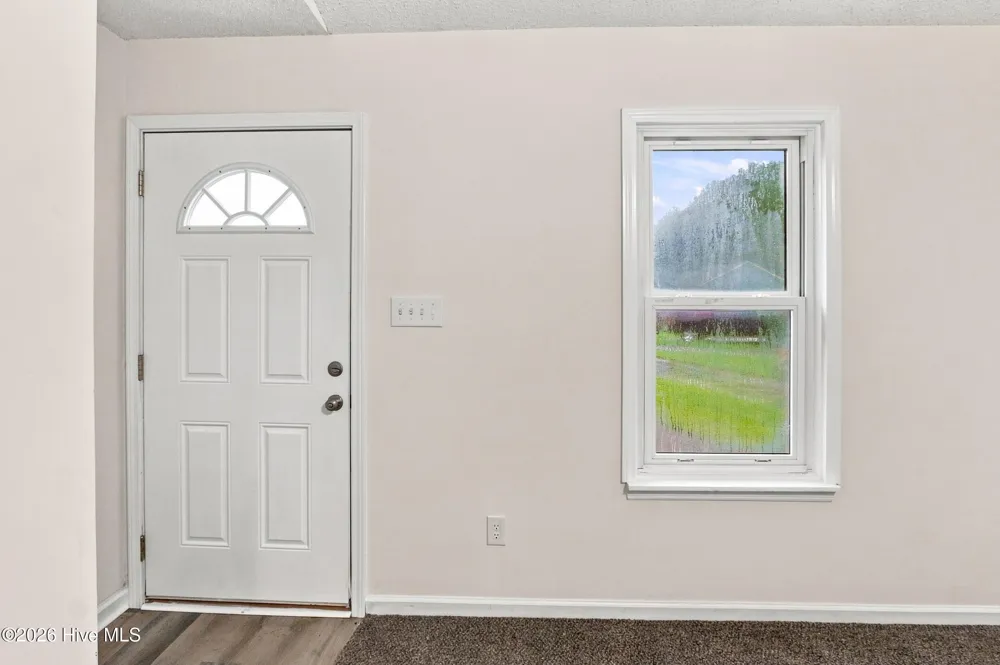 125 Live Oak Court Midway Park, NC 28544