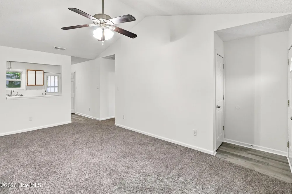 125 Live Oak Court Midway Park, NC 28544