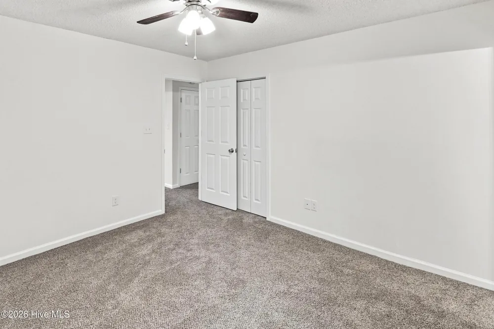 125 Live Oak Court Midway Park, NC 28544