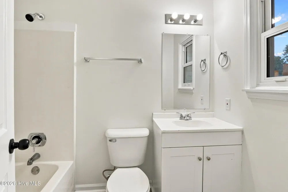 125 Live Oak Court Midway Park, NC 28544