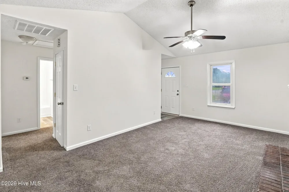 125 Live Oak Court Midway Park, NC 28544