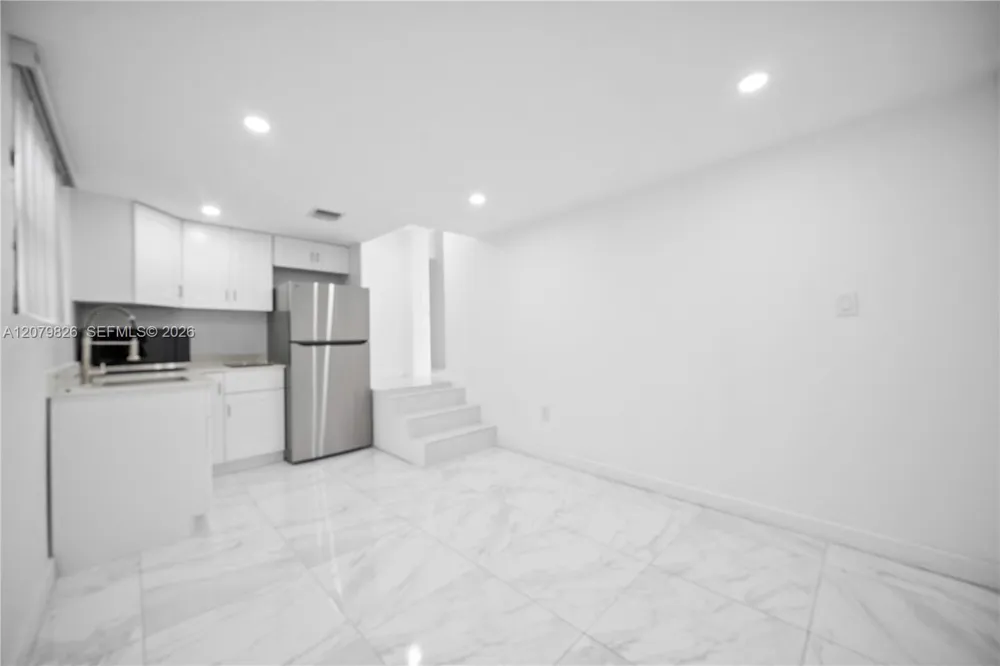 411 SW 34th Ave #2 Miami, FL 33135