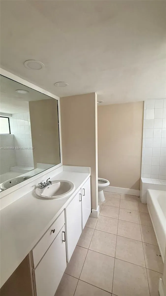 8271 SW 157th Ave #609 Miami, FL 33193