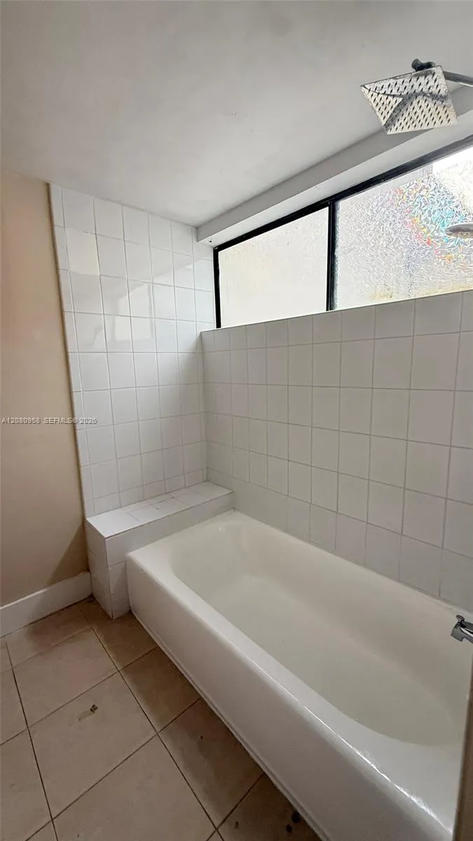 8271 SW 157th Ave #609 Miami, FL 33193