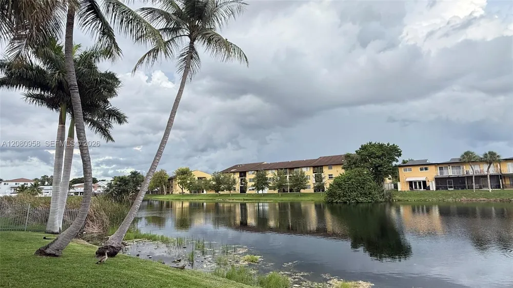8271 SW 157th Ave #609 Miami, FL 33193
